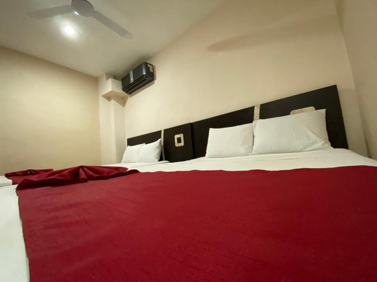 Suites La Roca By R&T Cancún Esterno foto