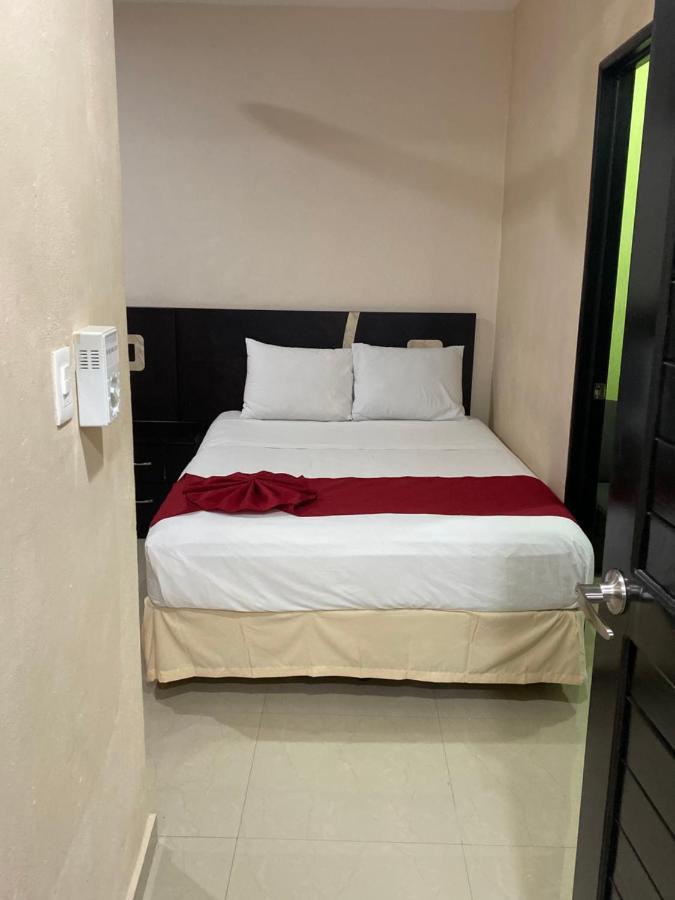 Suites La Roca By R&T Cancún Esterno foto
