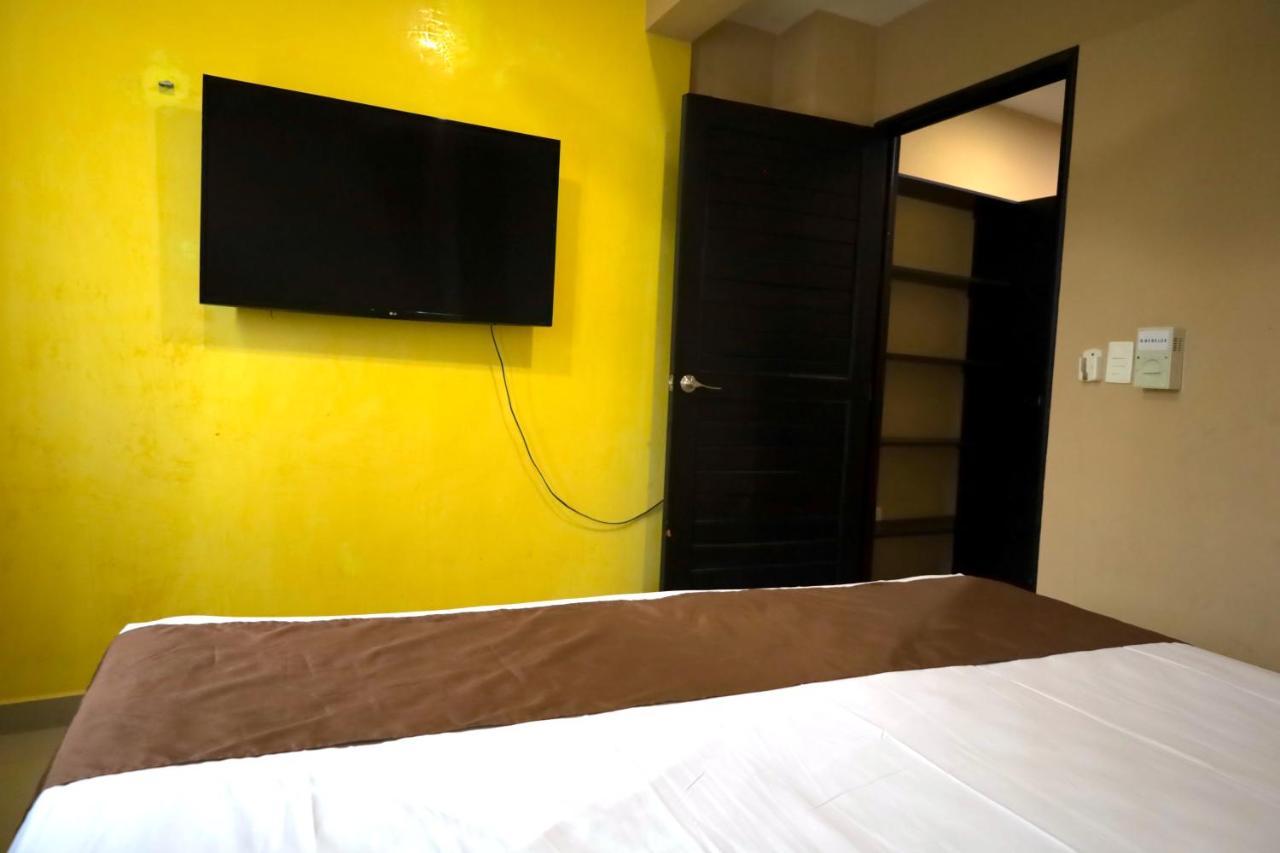 Suites La Roca By R&T Cancún Esterno foto