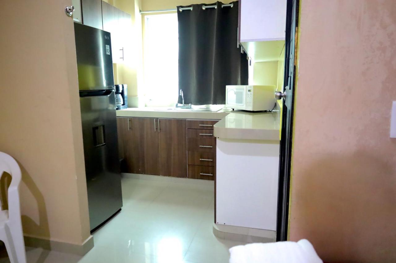 Suites La Roca By R&T Cancún Esterno foto