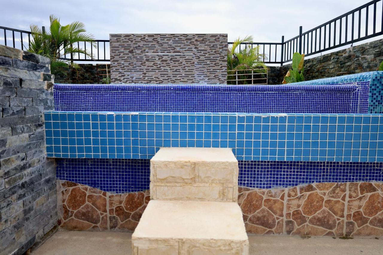 Suites La Roca By R&T Cancún Esterno foto